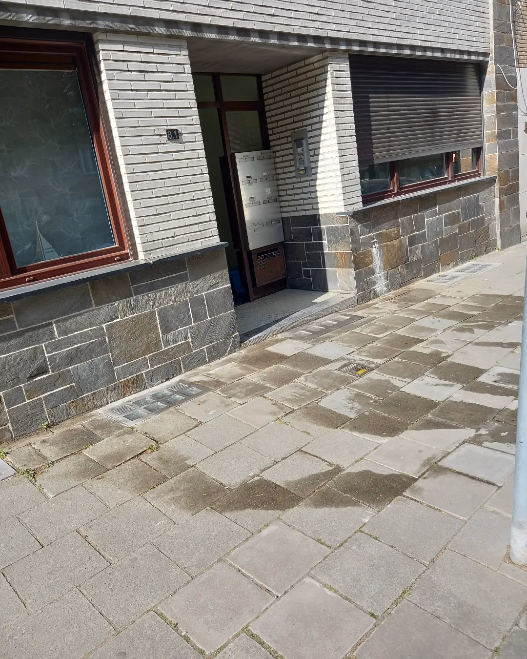 Nettoyage extérieur immeuble Uccle - Saba Cleaning